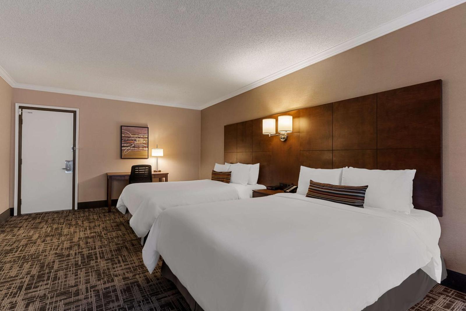 Best Western Ville-Marie Hotel & Suites