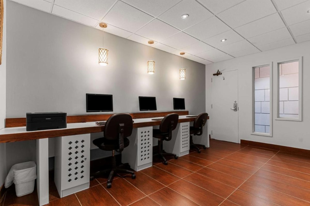 Best Western Ville-Marie Hotel & Suites Image 10
